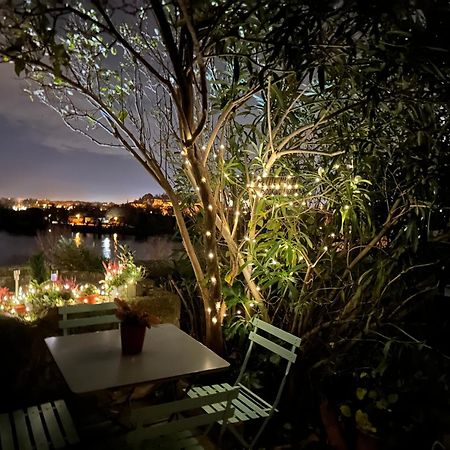 Charmante Petite Maison Avec Vue Panoramique, En Centre Historique, Proche D'Avignon, Ancienne, Renovee, Climatisee, Terrasse, Parking Public Gratuit ヴィルヌーヴ・レ・ザヴィニョン エクステリア 写真