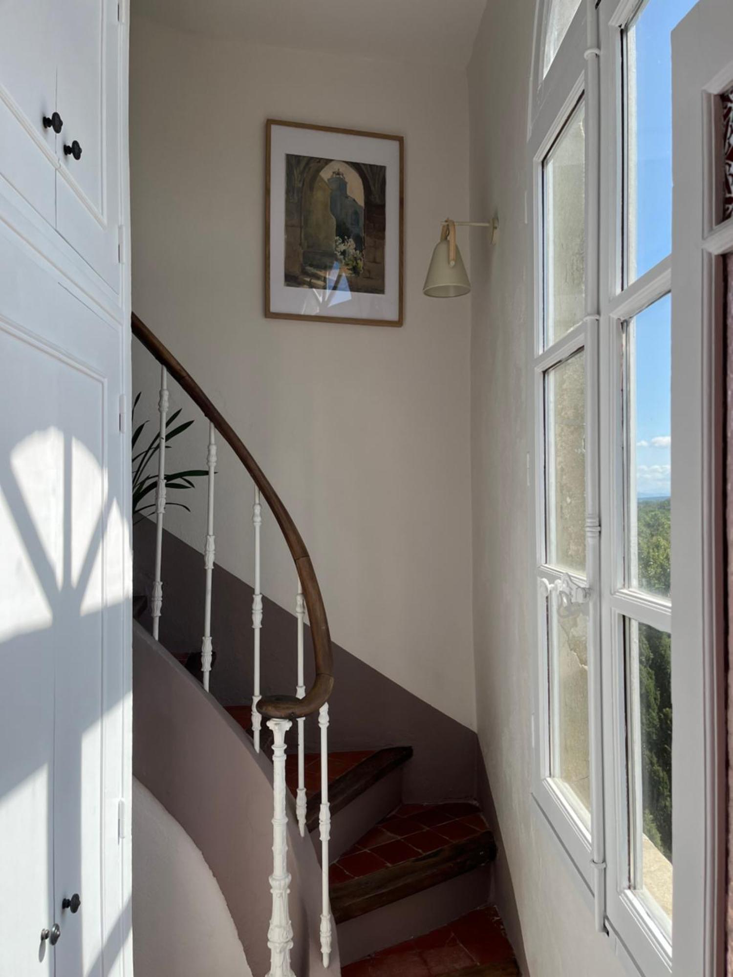 Charmante Petite Maison Avec Vue Panoramique, En Centre Historique, Proche D'Avignon, Ancienne, Renovee, Climatisee, Terrasse, Parking Public Gratuit ヴィルヌーヴ・レ・ザヴィニョン エクステリア 写真